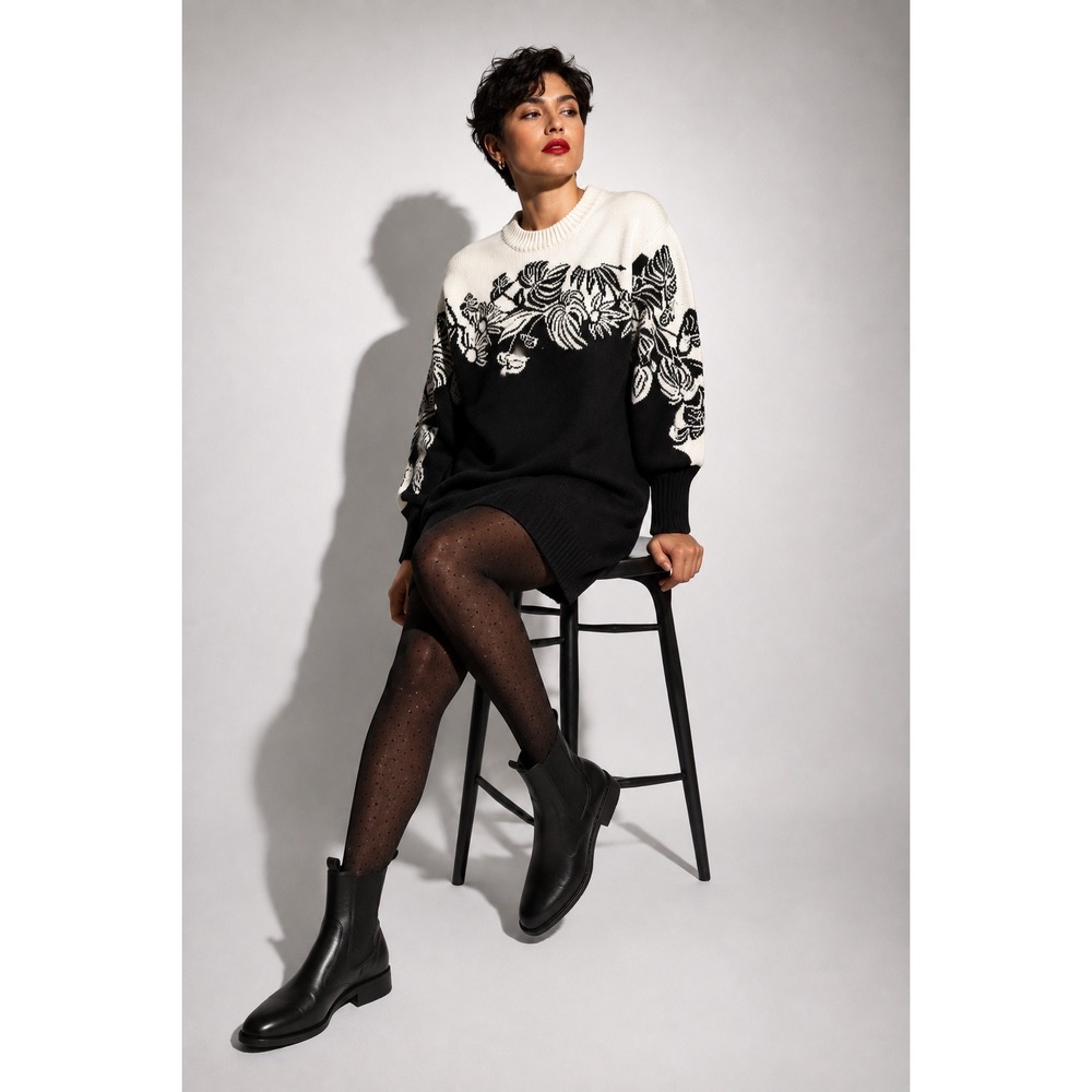 Farm Rio Black Cream Floral Intarsia Knit Crew Neck Sweater Large SN 325925
